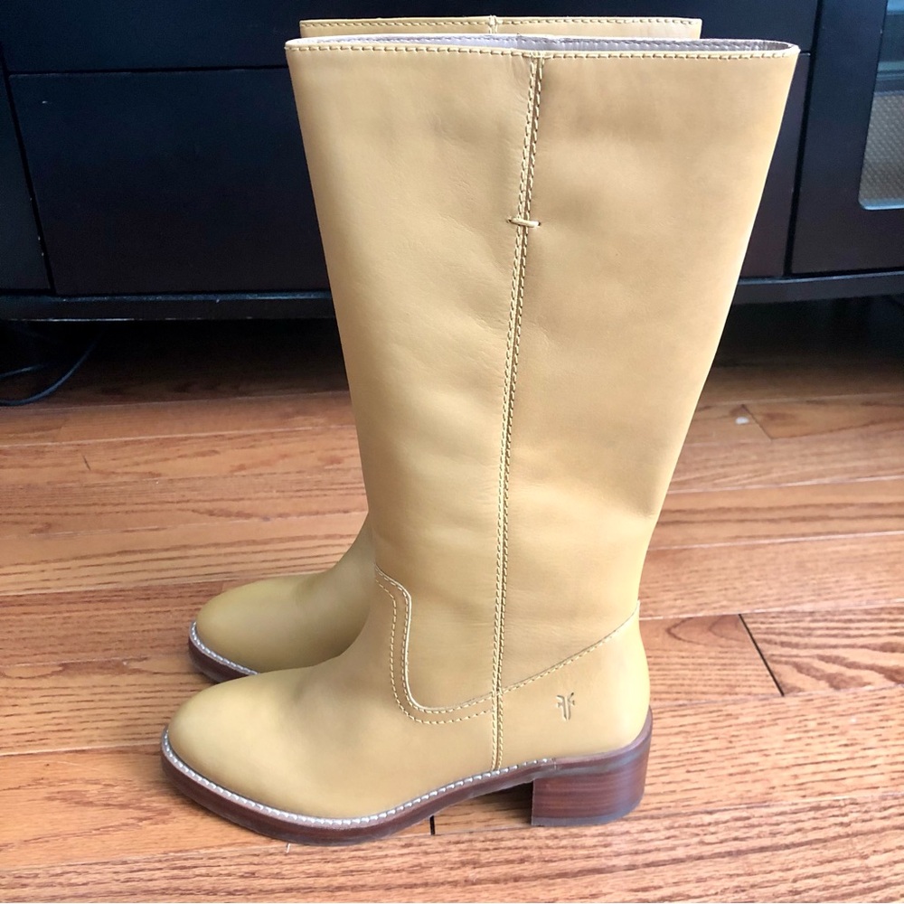 Frye Camryn Tall Pull On Boots light yellow "banana" leather Women’s Size 8 NWT - Picture 6 of 16